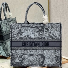 Christian Dior Shopping Bags